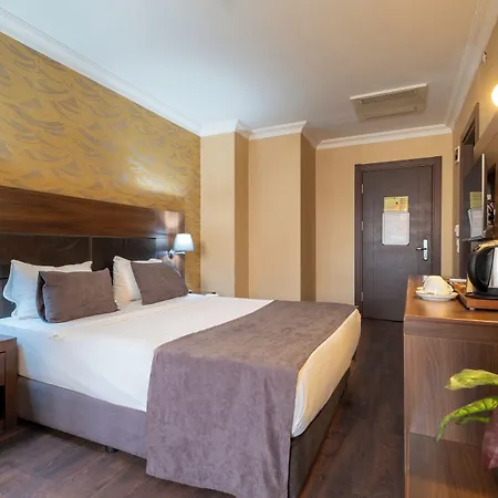Otel Rhiss Maltepe Kinaliada (Marmara)