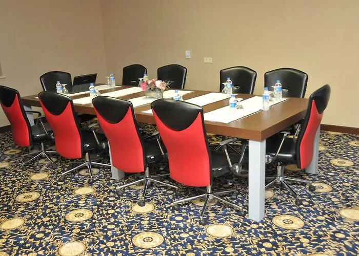 Rhiss Maltepe 3* Kinaliada (Marmara)