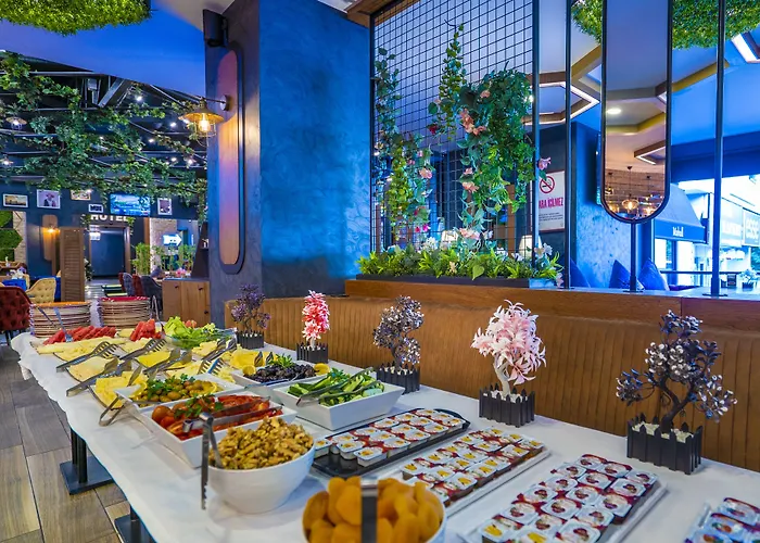 Rhiss Maltepe Hotel 3*