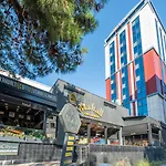 Rhiss Maltepe Kinaliada (Marmara)