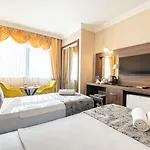 Hotel Rhiss Maltepe 3*