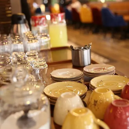 Hotel Rhiss Maltepe 4*