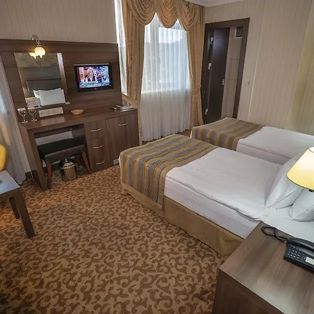 Hotel Rhiss Maltepe 4*