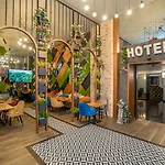 Ξενοδοχείο Rhiss Maltepe 3*